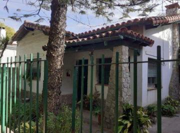 Casa · 80m² · 3 Ambientes · 1 Cochera · Casa en Venta - 2 Dorm. 1 Baño - 400 m² - Manuel B. Gonnet, La Plata