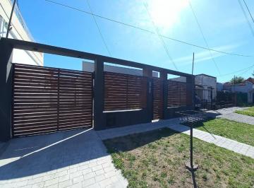 Imagen1 · Casa en P. H. Barrio Don Bosco.