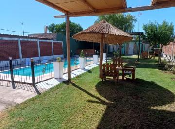 Quinta vacacional de 2 ambientes, Alto de Sierra · Salon de Enventos con Pileta - Alto de Sierra San Juan