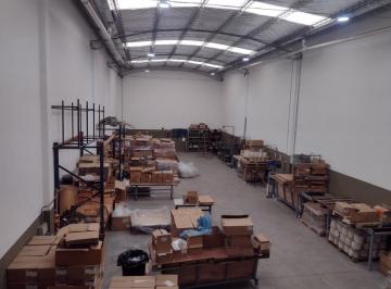 Bodega-Galpón · 350m² · 4 Ambientes · Excelente Deposito en Villa Lynch