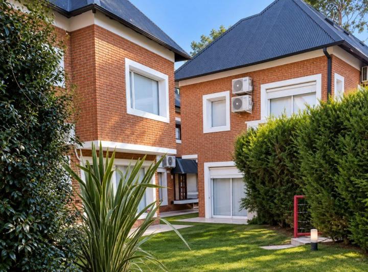 Departamento · 93m² · 4 Ambientes · 1 Cochera