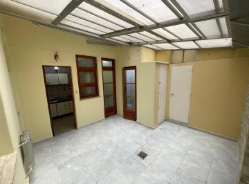 Departamento de 3 ambientes, Monserrat · Alquiler 3 Ambientes con Patio Impecable en Monserrat