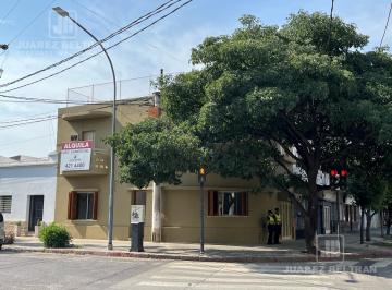 Local comercial · 170m² · 6 Ambientes · Local en Alquiler - Barrio General Paz - Esquina con Terraza!