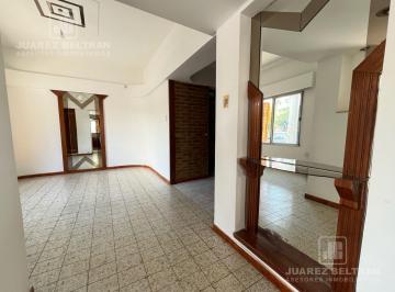 Local comercial · 170m² · 6 Ambientes · 1 Cochera · Local en Alquiler - Barrio General Paz - Esquina con Terraza!