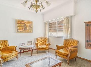 Departamento · 65m² · 3 Ambientes · Venta Departamento 3 Ambientes Amplio y Luminoso Flores
