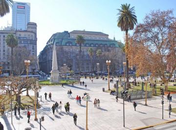 Oficina comercial · 660m² · 1 Ambiente · Oficina Monserrat con Vista a Plaza de Mayo