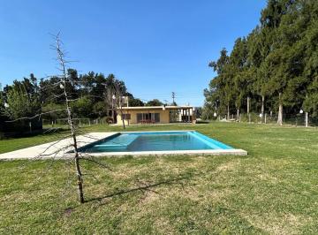 Casa · 90m² · 3 Ambientes · Venta - Casa - Barrio Parque Sakura - Exaltación de La Cruz