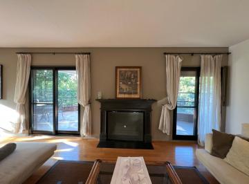 SALA CON HOGAR · Departamento Penhouse en Palermo Chico - Alquiler