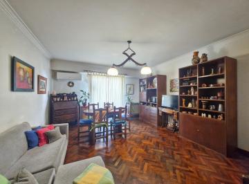 Departamento · 77m² · 3 Ambientes · Departamento 3 Ambientes con Balcón y Patio en Monte Castro
