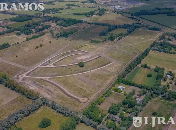 Terreno · 990m²
