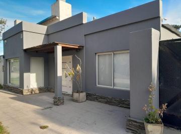 Casa de 3 ambientes, Claromecó · Claromecó Venta Casa 3 Ambientes Impecable!