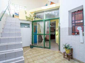 PH · 39m² · 2 Dormitorios · PH en Venta de Dos Dorm. + Patio y Terraza