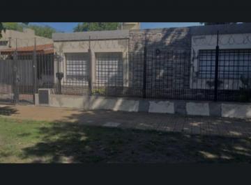Casa de 3 ambientes, Almirante Brown · Casa Apta a Credito en Distinguida Ubicacion de Jose Marmol