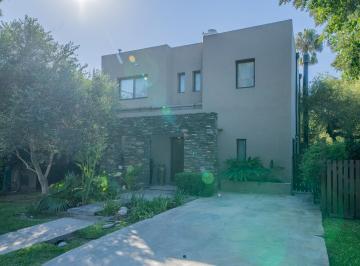 Casa · 198m² · 5 Ambientes · Casa en Venta, 5 Ambientes, Apta Credito, en Maschwitz Country Club, Escobar, Gba Norte.