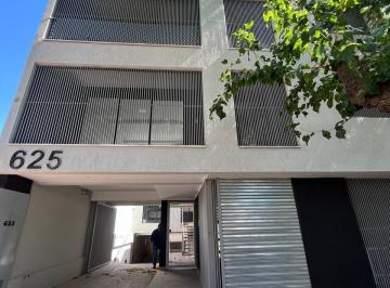Departamento de 4 ambientes, Godoy Cruz · Forza Vende - Departamento de Categoria, Godoy Cruz. Dos Hab, Balcon, Cochera.