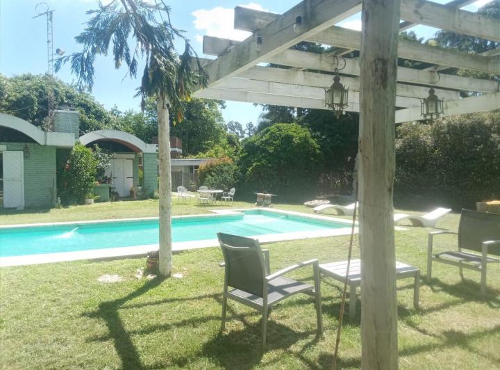 Casa · 78m² · 3 Ambientes · 3 Cocheras