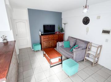 Departamento de 2 ambientes, Monte Castro · Departamento 2 Ambientes con Balcon Terraza y Cochera