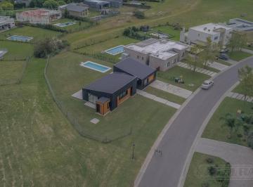 Casa · 144m² · 5 Ambientes · Alquiler de Vivienda en Área 1 San Sebastián, Moderna y Super Funcional Mb
