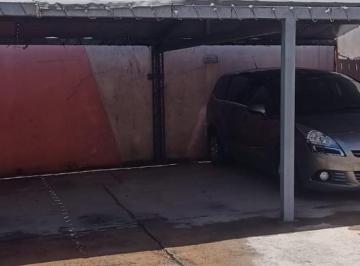 Garage · 10m² · 1 Cochera · Venta Cochera Amplia Flores Semi Techada