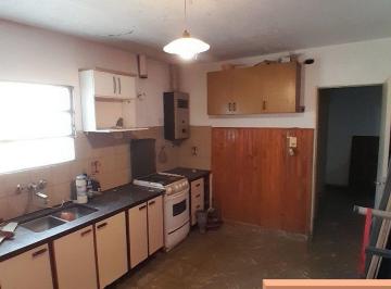 Casa · 97m² · 3 Ambientes · 1 Cochera · Venta Casa Zona Sur 2 Dormis