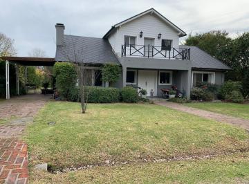 Casa · 160m² · 5 Ambientes · Alquiler Temporal Country Club Los Cardales