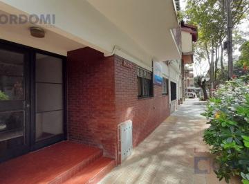 Departamento · 33m² · 2 Ambientes · Venta Departamento en Lanús Oeste de 2 Ambientes Planta Baja Al Frente con Patio