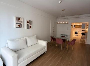 Departamento · 75m² · 3 Ambientes · Departamento de 3 Ambientes a La Calle con Balcón.