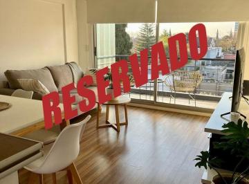 Departamento · 43m² · 2 Ambientes · Apto Crédito! Amplio 2 Amb. con Balcon en Barrio Residencial de Banfield Oeste