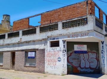 Casa · 162m² · 2 Ambientes · Casa en Venta a Refaccionar