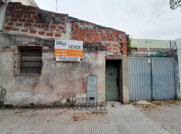 MPI-MPI-4923_2 · Venta Lote 8,70 X 43,20 Usam 5 Pisos + 2 Retiros