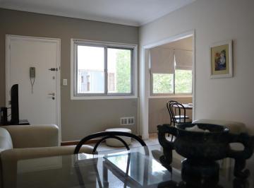 Departamento · 68m² · 3 Ambientes · Venta. 3 Amb. Fte a Plaza Mitre