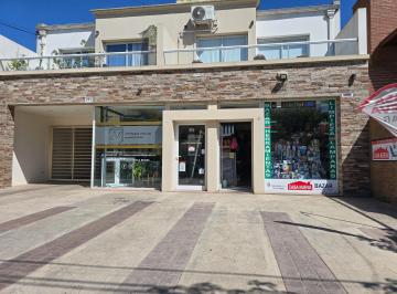 Local comercial · 65m² · Fondo de Comercio - Los Pinares