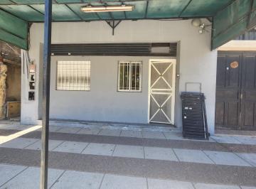 Oficina comercial de 2 ambientes, Avellaneda · Consultorio / Apto Profesional en Alquiler Boulevar de Los Italianos 1400 Wilde