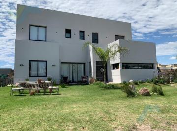 Casa · 210m² · 4 Ambientes · 2 Cocheras · Venta Casa 4 Amb. Barrio El Ensueño. Ing. Maschwitz - Financia