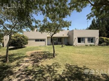 Casa · 155m² · 3 Dormitorios · Casa en Chacras de La Cruz