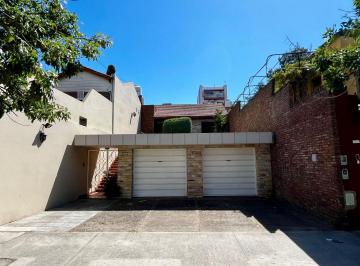 QBM-QB1-857_2 · Venta de Casa con Garage Para 2 Autos en Parque Avellaneda