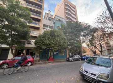 Edificio · 1333m² · 5 Ambientes · Edificio Comercial en Venta - 5 Plantas - 1.333 m² - La Plata