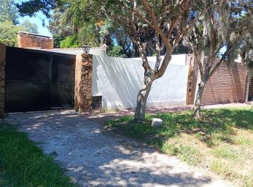 Casa · 180m² · 4 Ambientes · 2 Cocheras · Casa Clásica Alquiler Apto Uso Profesional