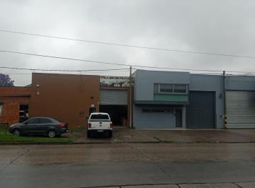 Depósito · 200m² · 2 Ambientes · Depósito en Venta - 200 m² - La Plata