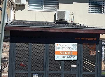 Casa de 5 ambientes, La Matanza · Triplex en Venta 5 Ambientes en Ciudad Evita
