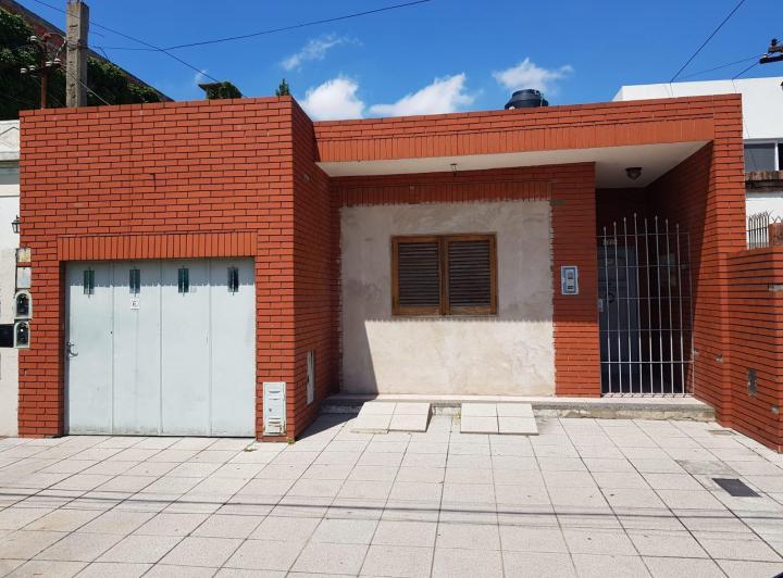 Casa · 324m² · 5 Ambientes · 1 Cochera