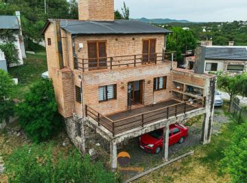 Casa · 168m² · 3 Ambientes · 2 Cocheras · Casa en Mendiolaza - Bº Residencial - Vista Panorámica