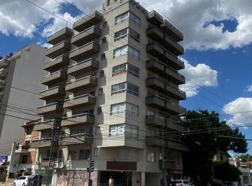 Departamento de 3 ambientes, Villa del Parque · Edificio con Sum y Parrilla - 3 Ambientes - Villa del Parque