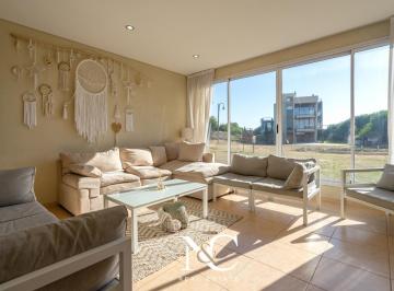 Casa · 155m² · 3 Ambientes · Casa en Venta en Costa Esmeralda 4 Ambientes