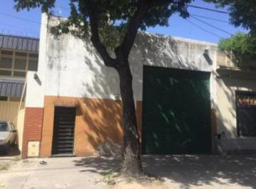 Depósito · 140m² · 2 Ambientes · Depósito en Venta - 2 Baños - Oficinas - 140 m² - Pompeya