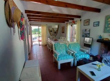 Casa · 160m² · 4 Ambientes · Casa en Alquiler en Costa del Este