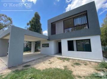 Casa · 188m² · 5 Ambientes · 1 Cochera · Casa en Obra de 5 Ambientes en San Juan Chico Hudson Berazategui