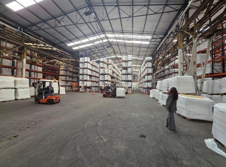 Depósito · 8500m²