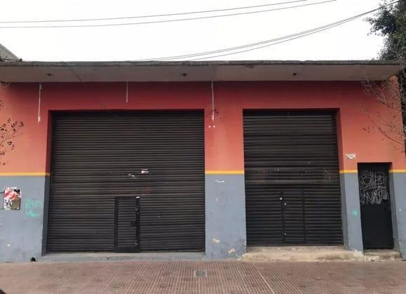Local comercial · 140m²