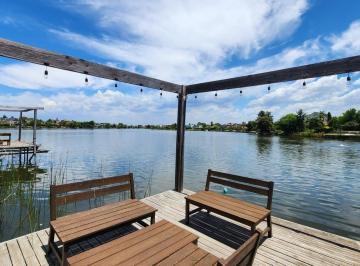 Casa · 330m² · 6 Ambientes · 3 Cocheras · Casa en Venta Al Lago en San Isidro Labrador, Tigre